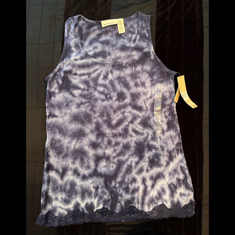 DKNY size large navy and white tie-dye tank with lace trim